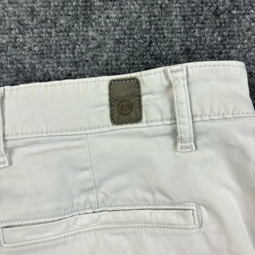 ADRIANO GOLDSCHMIED AG Men’s Khaki Flat front Shorts Size: 32R